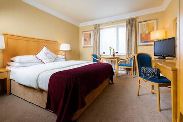 Фото номера Двухместный номер с 1 кроватью Отель Dingle Bay Hotel г. Дингл 6