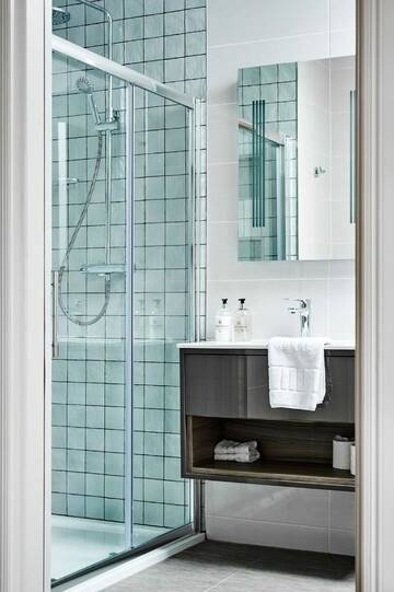 Фото номера Полулюкс с видом на море Гостевой дом Greenmount House г. Дингл 14