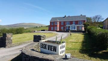 Фото Гостевой дом Dingle Eask View г. Дингл 1
