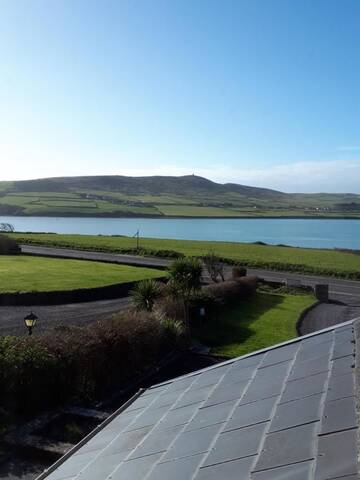 Фото номера Номер с кроватью размера «king-size» и видом на море Гостевой дом Dingle Eask View г. Дингл 2